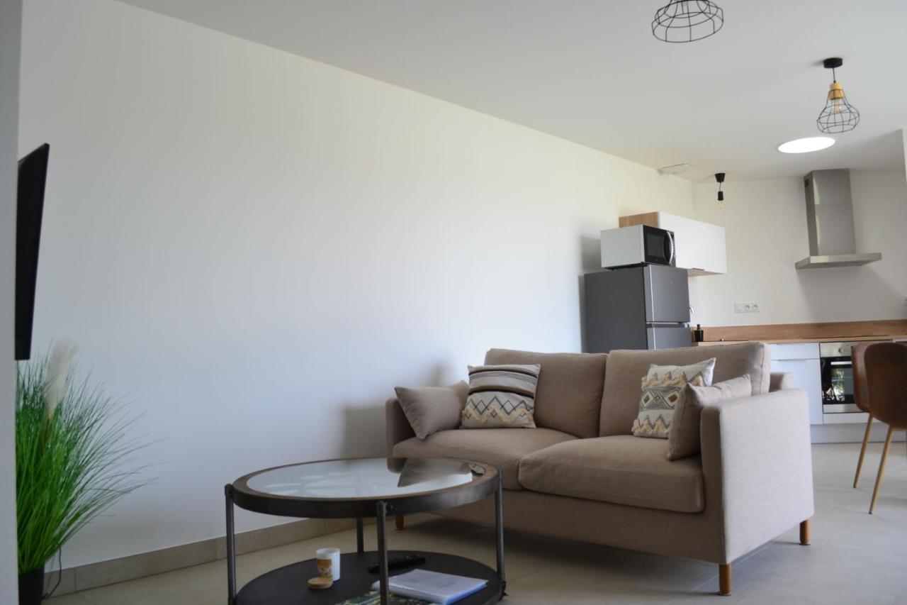 Appart Hotel La Gacilly-Centre Ville-Spa-Parking Екстериор снимка