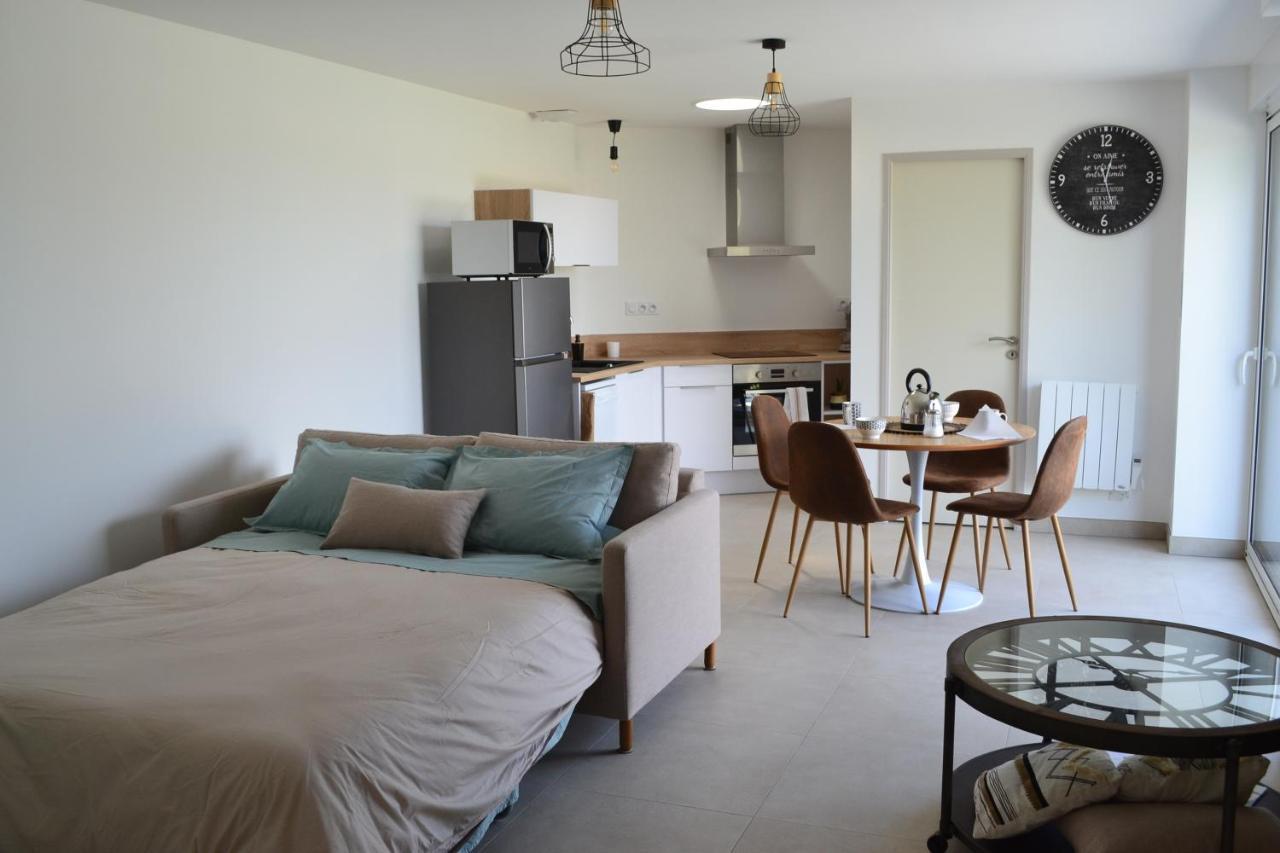 Appart Hotel La Gacilly-Centre Ville-Spa-Parking Екстериор снимка