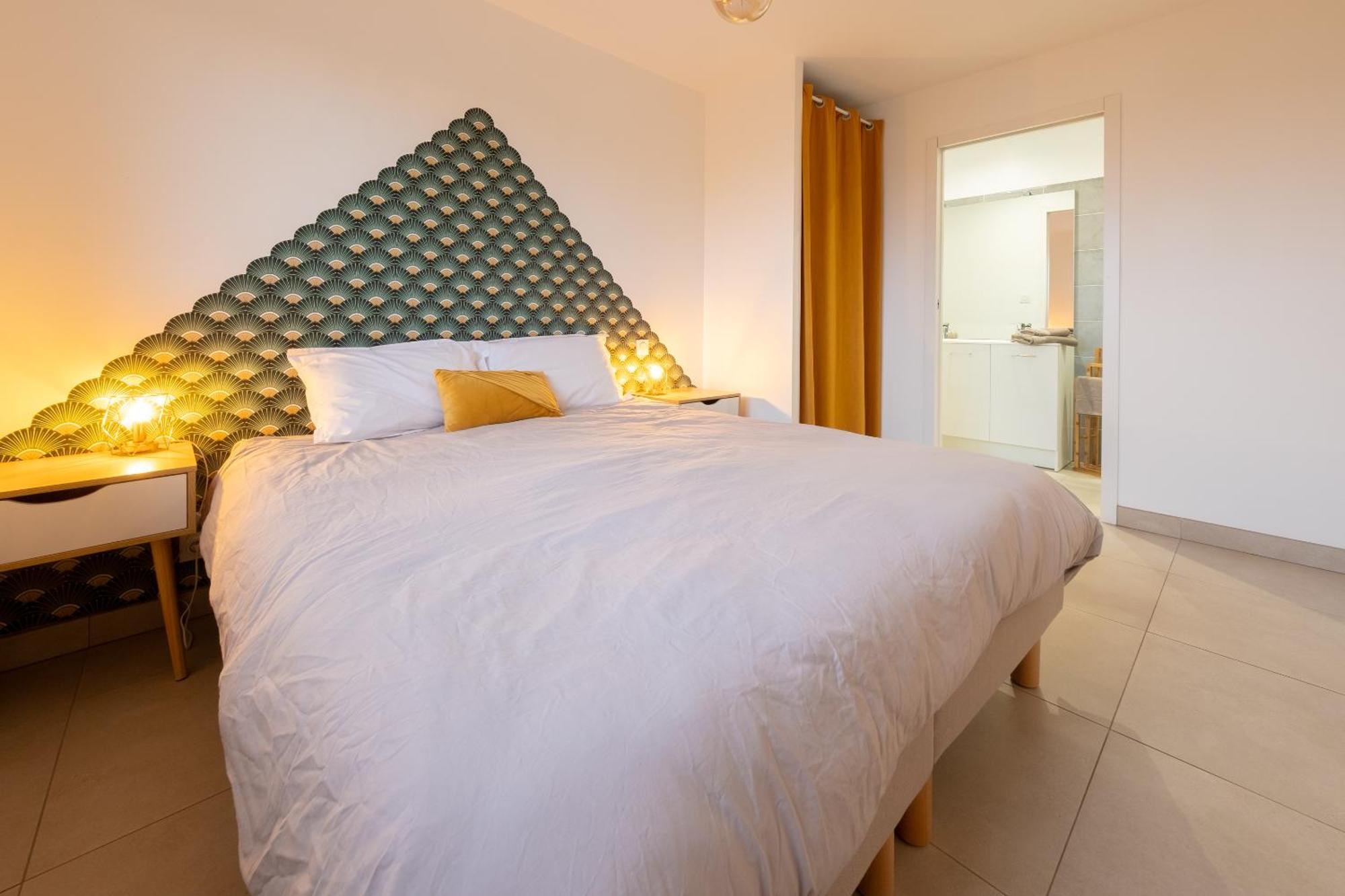 Appart Hotel La Gacilly-Centre Ville-Spa-Parking Екстериор снимка